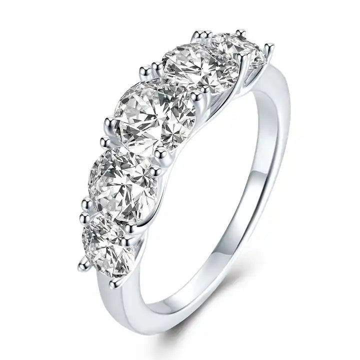 Luxury Moissanite Ring - 6.5mm Round Cut