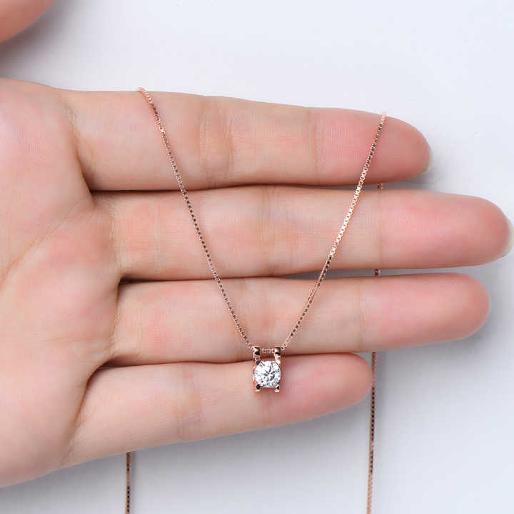Moissanite Pendant Necklace with 0.5 Carat Round Brilliant-Cut Stone