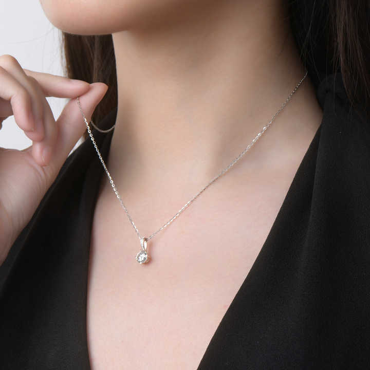 2ct Round "D" Color Moissanite Moissanite Pendant Necklace