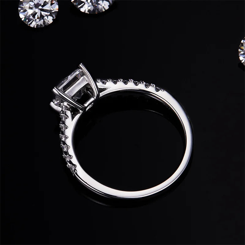 1ct Moissanite Engagement Ring - Round Cut, Brilliant & Eco-Friendly