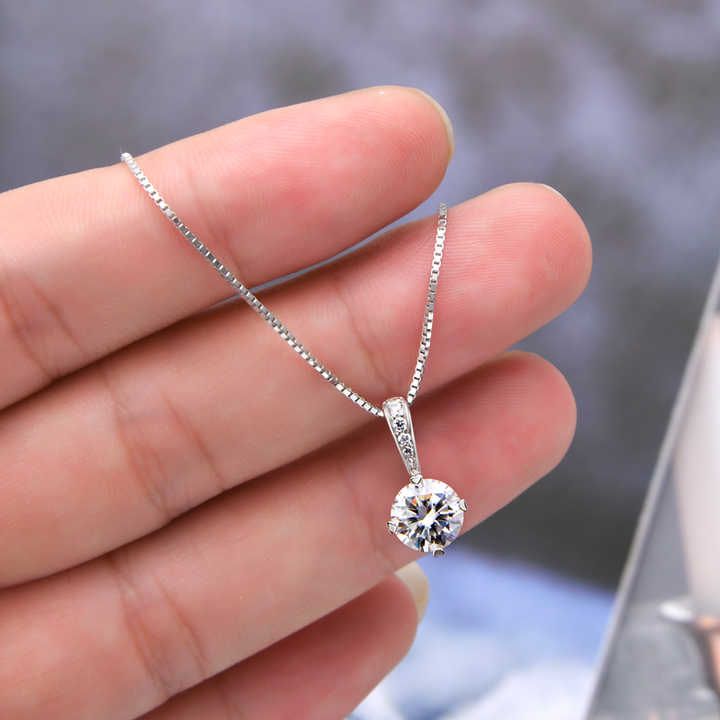 2ct Round "D" Color Moissanite Moissanite Pendant Necklace