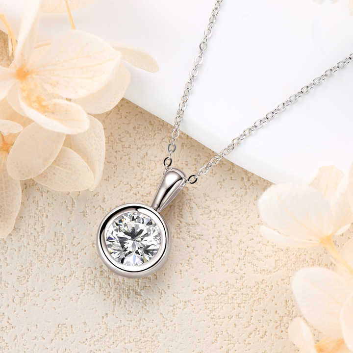 Moissanite Bubble Pendant Necklace with 2.0 Carat D Color Round Brilliant-Cut Stone