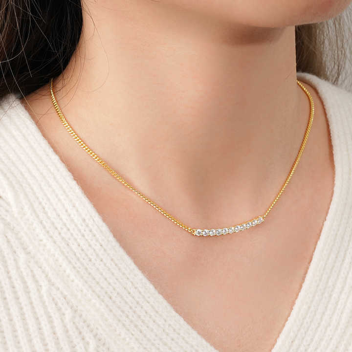 18K Gold Plated Moissanite Curved Bar Necklace – 11 Stones, 0.1ct Each