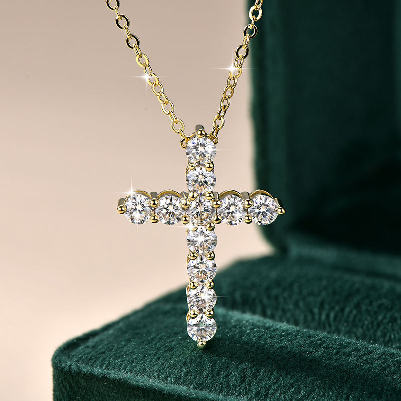 Elegant VVS Moissanite Cross Necklace