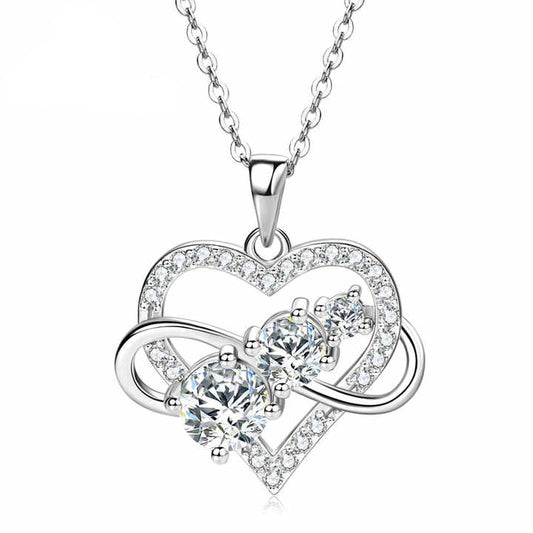 Fashion Jewelry Infinite Love Heart Pendant Necklace with Round Moissanite