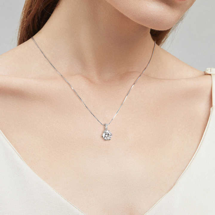 Elegant 14K Gold-Plated Moissanite Pendant Necklace